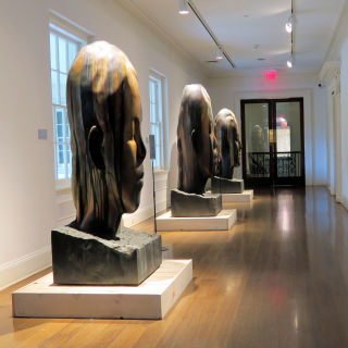 Plensa sculptures in Cheekwood Museum 