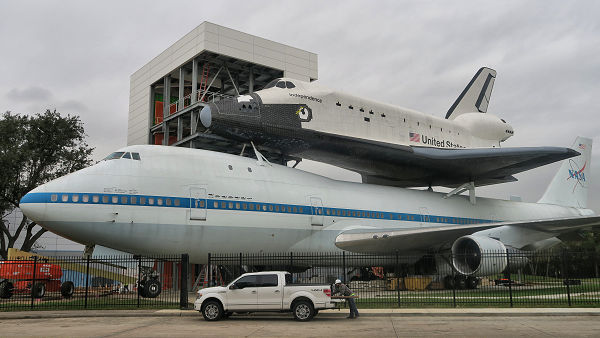 Space Shuttle Independence Houston