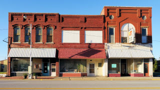 Chetopa disused stores KS