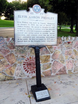 Elvis Aaron Presley Memphis 