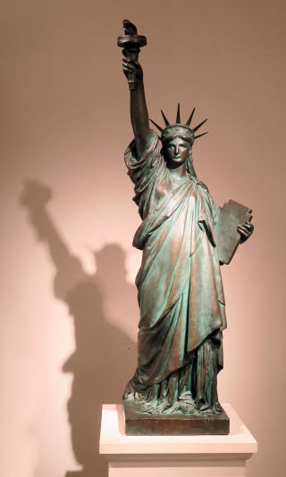 Liberty Bartholdi Met NY 