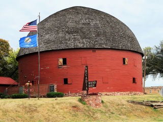 Round Barn Arcadia Rte66 OK