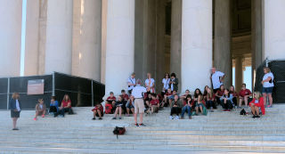 School visit Thomas Jefferson Memorial 
